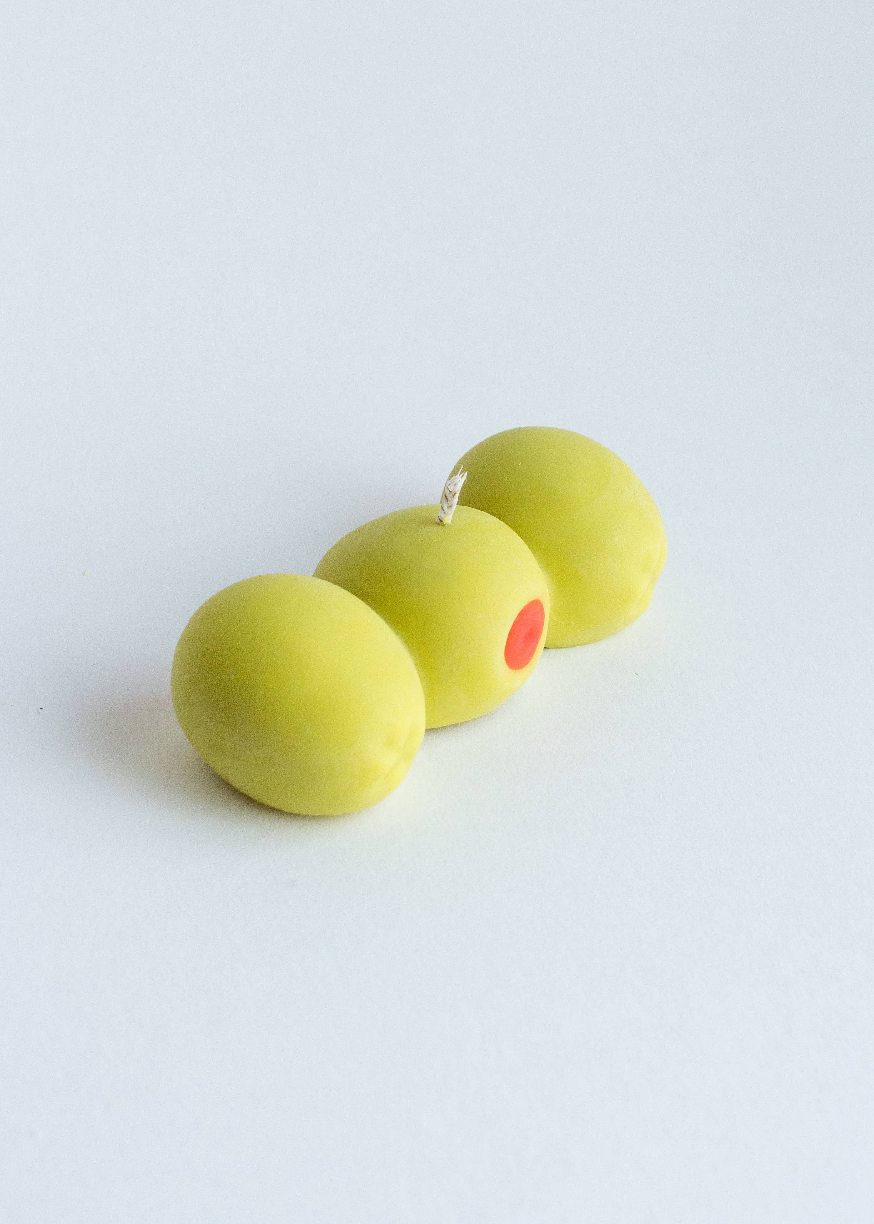 Nata Concept Store - Wholesale Novelty Candle - Pimento Olives Candle2