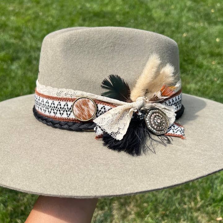 Brand Dandee - Wholesale Lapel Pin/Button - Cowhide Lapel Hat Pin Metal