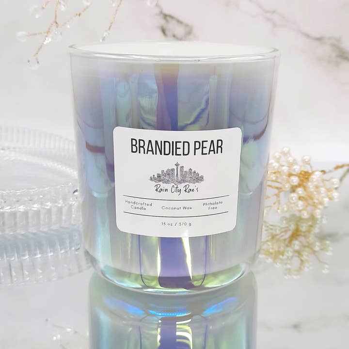Brandied Pear 13 oz lyxljus för wholesale av Rain City Rae's