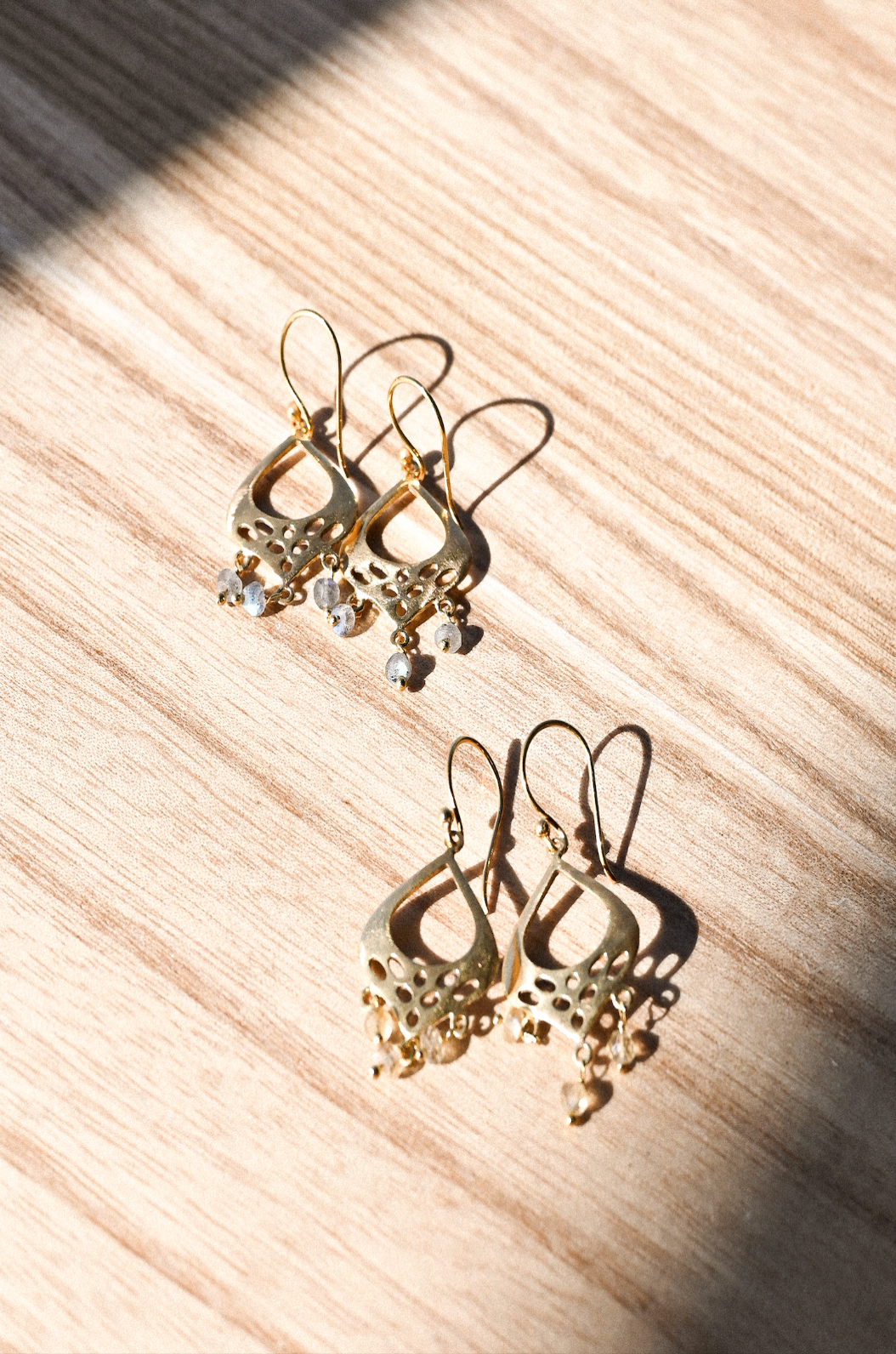 Oser Collective - Wholesale Dangle earrings - Eka Earring with Stone2