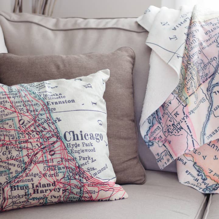 Daisy Mae Designs - Wholesale Throw/Decorative Pillow - Kentucky Map Pillow – 18" Square Throw Pillow4