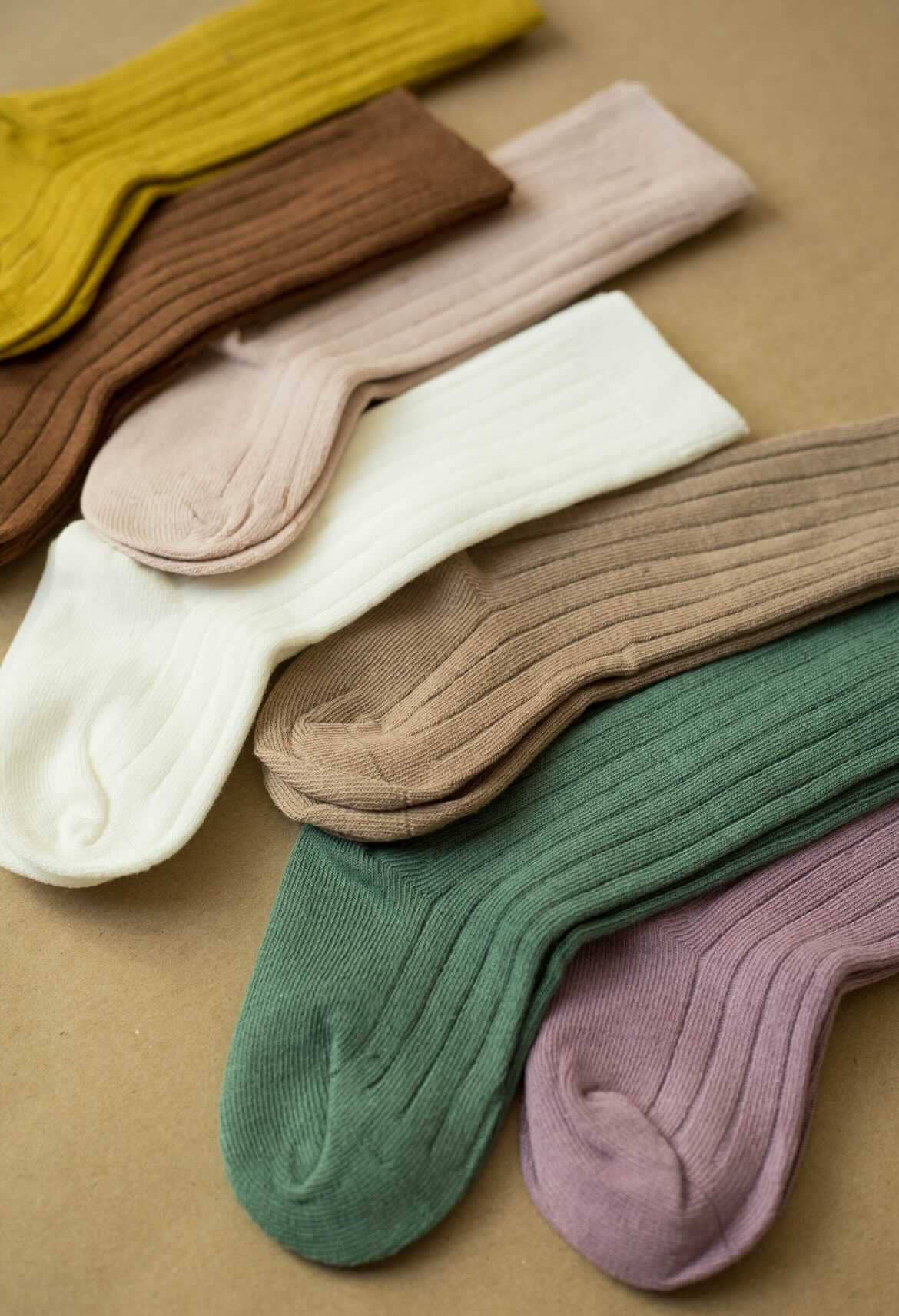 Little Organic Co - Vente Chaussettes – enfant et bébé - Chaussettes hautes genou douces en coton biologique pour enfants13