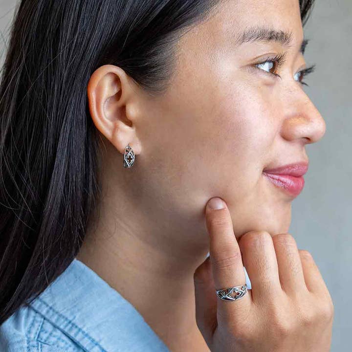 Nina Designs - Wholesale Huggie Earrings - Sterling Silver Gothic Marquis Huggie Hoop Earrings 13x7mm