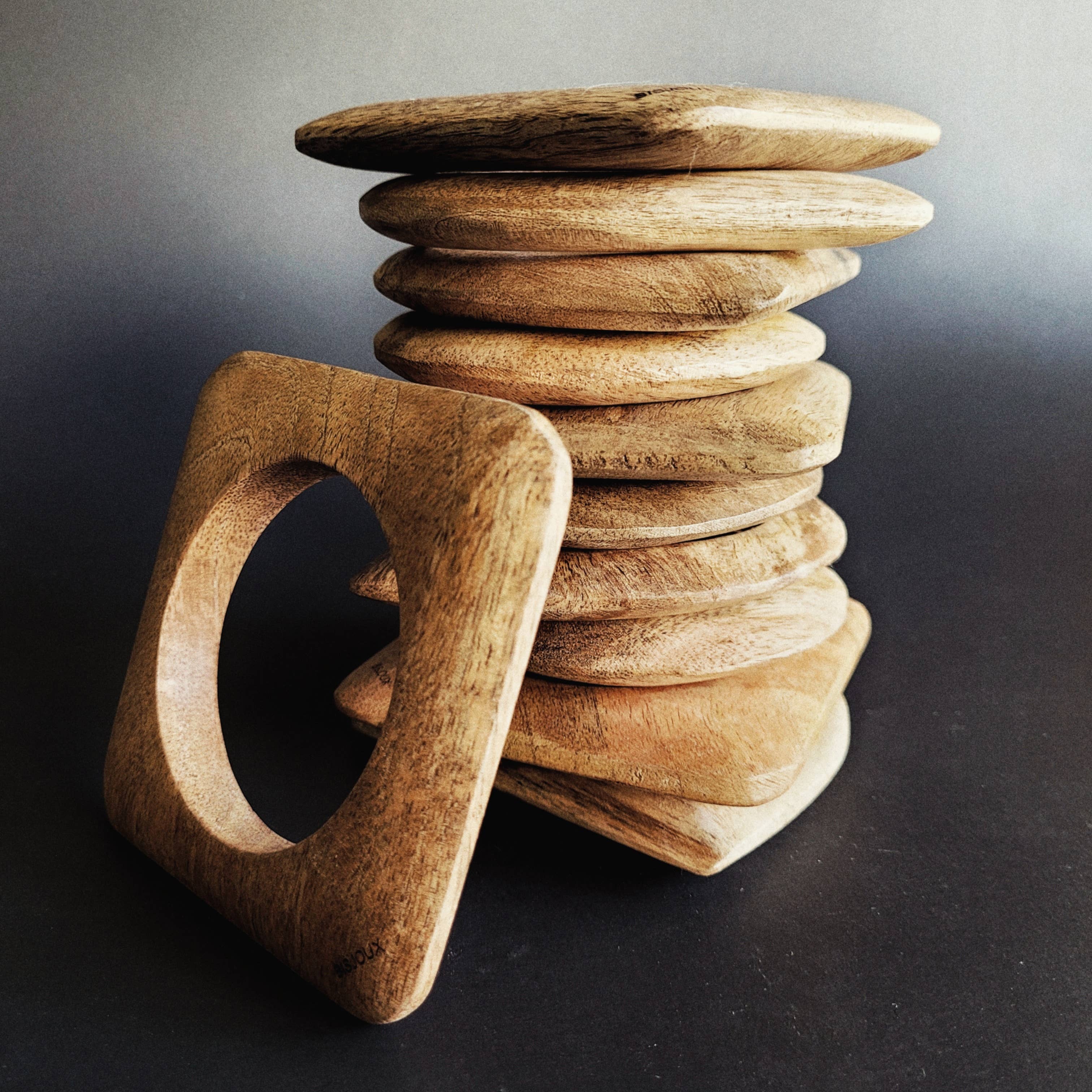 Bisjoux - Wholesale Bangle Bracelet - Bare orchard wood designer bangle bracelet2