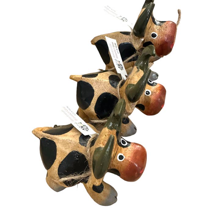 Music Frog Co - Wholesale Decorative Figurine - Handmade Wooden Farm Cow Decoration Figurine4