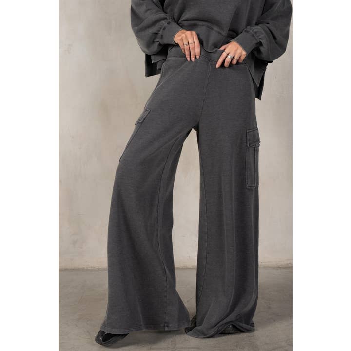 Wide Opening Cargo Pants for wholesale by lalamia