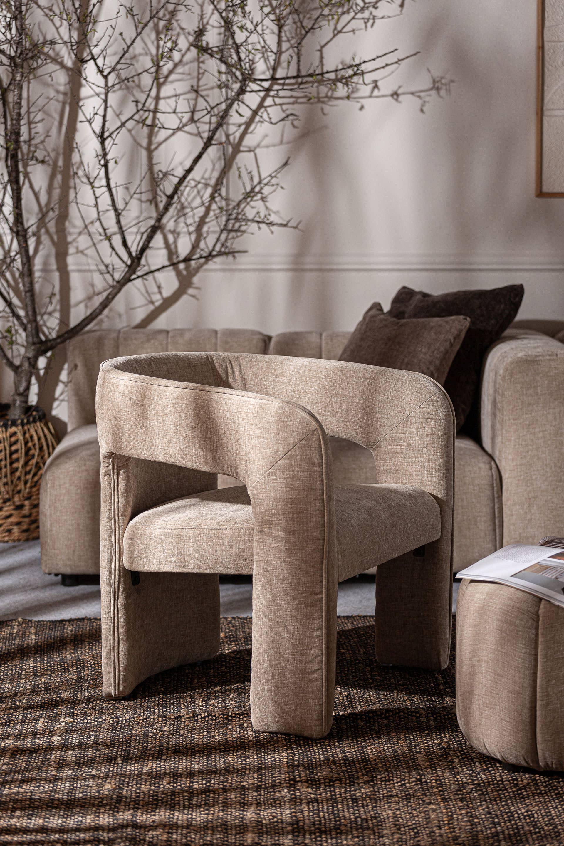 Kodu - Wholesale Chair - Beige velvet chair measuring 68x66x73cm6