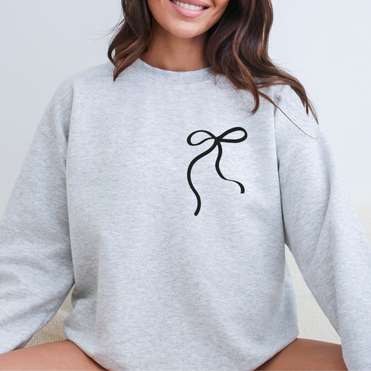 Desert Raine - Vendita all'ingrosso Felpa stampata - Donna - Felpa con Fiocco Carina Civettuola - Maglione con Fiocco alla Moda2