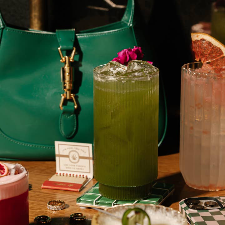 Hudson and Oak – Engroshandel Drikkeglas/kop – Tall Ridged Glassware (sæt med 4)4