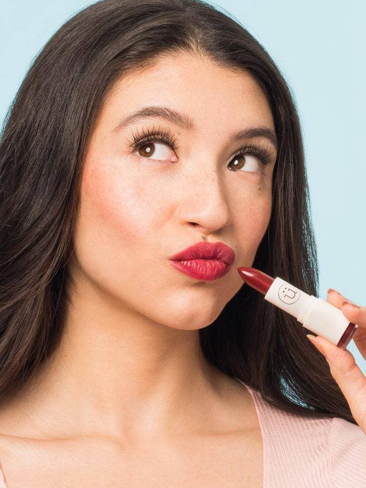 Moisturizing Lipstick for wholesale by M2U NYC