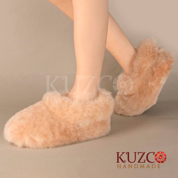 KuzcoHandmade - Wholesale Slippers - Women's - Handmade Alpaca Fur Slippers for Women2