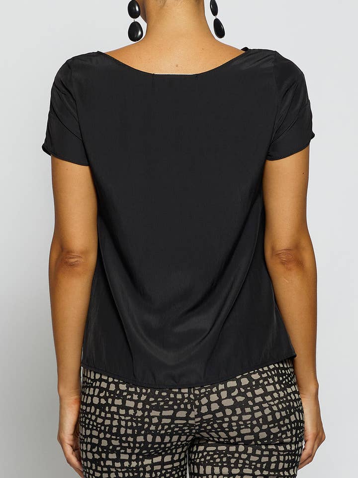 ANDIAMO - Wholesale Blouse – Women’s - Liquid Audrey Top2