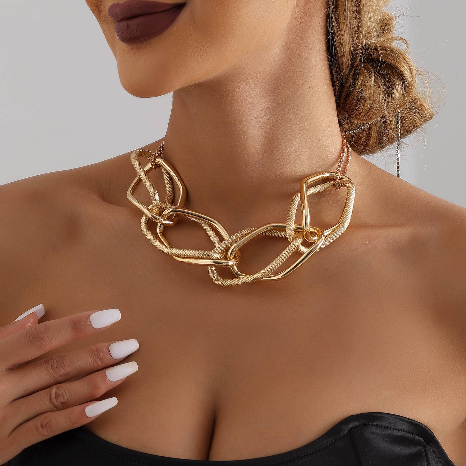 Gemscape UK – wholesale Choker/collar – Chunky Choker Gold Necklace Women Fashion Trendy Statement1