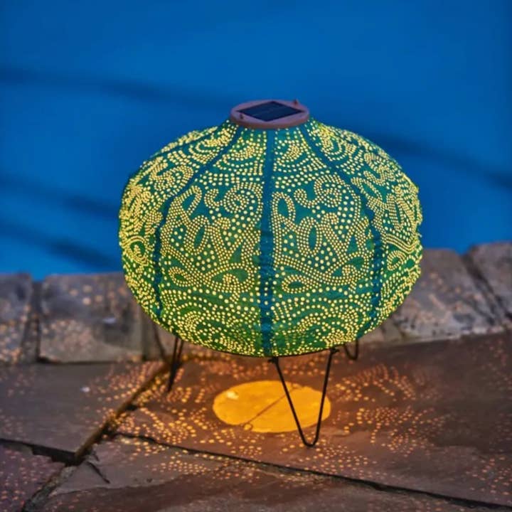 Lumina Of London AU - Wholesale Outdoor/Lawn Light - Outdoor LED Solar Lanterns2