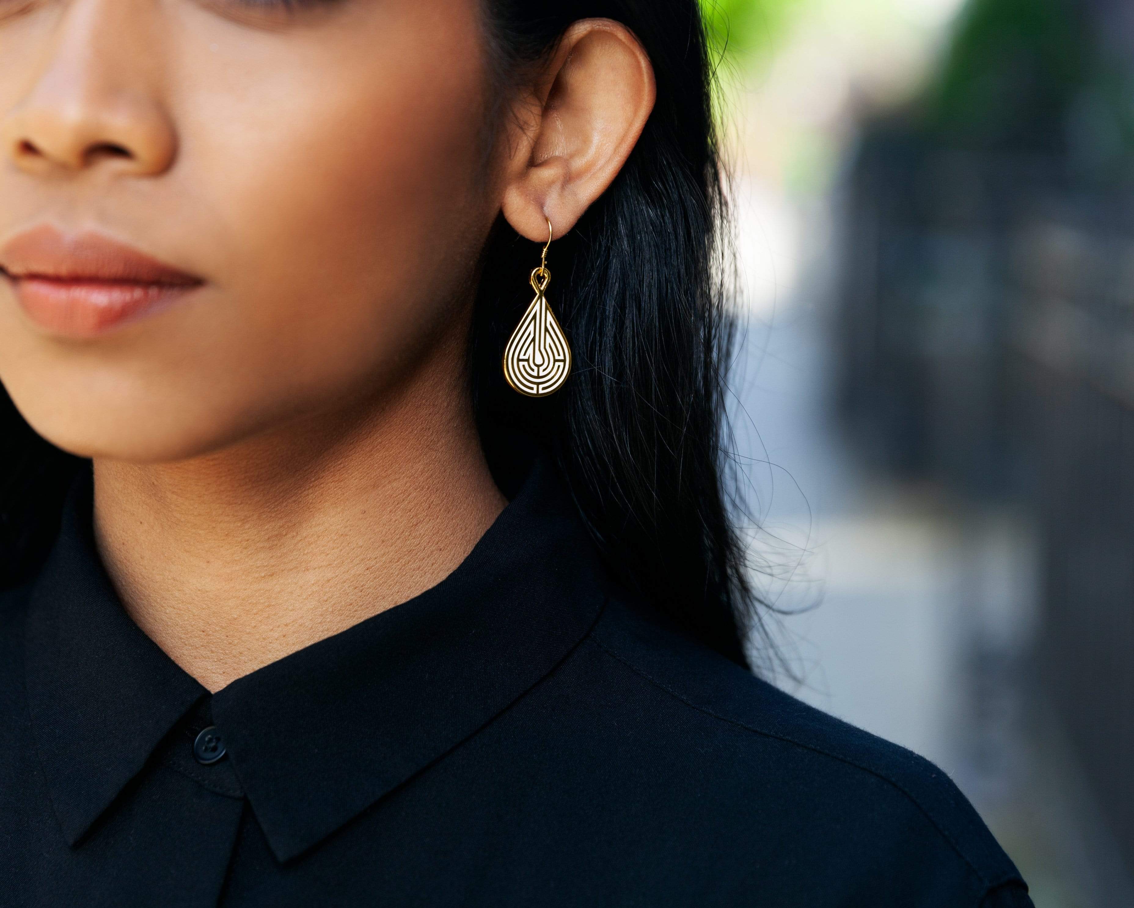 Dissent Pins - Wholesale Dangle Earrings - Grace Hopper / Half-Nanosecond Earrings1