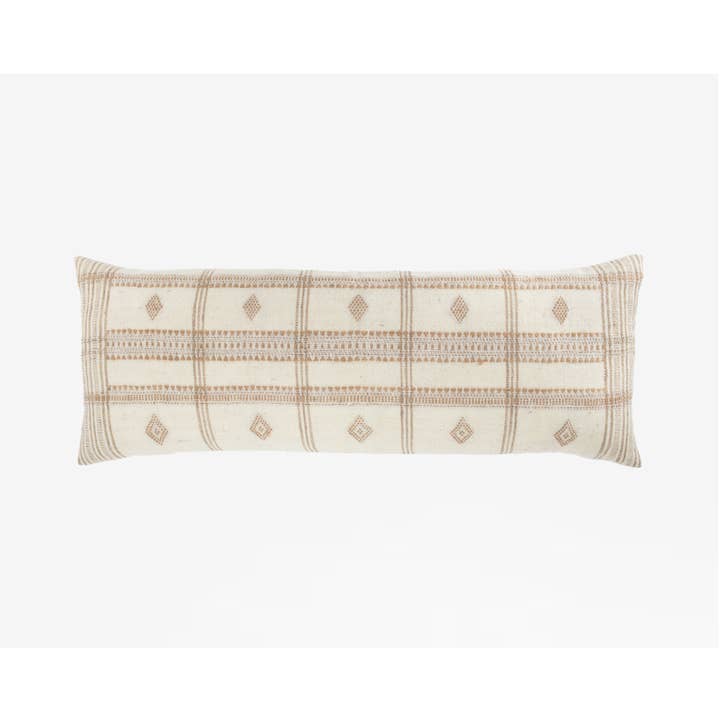 Heddle & Lamm – Großhandel Lendenkissen – Lolita - Langer Kissenbezug aus indischer Wolle, elfenbeinfarben und hellbraun1