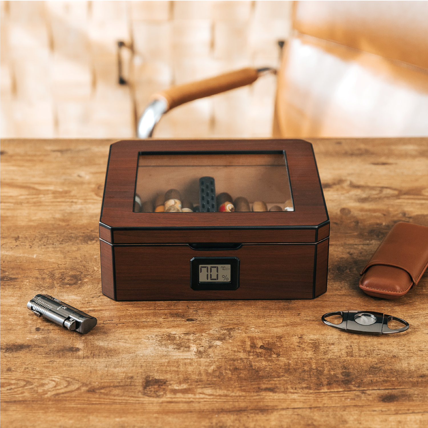 Case Elegance – Großhandel Humidor/Zigarrenzubehör – MAG Humidor mit Walnuss-Finish6