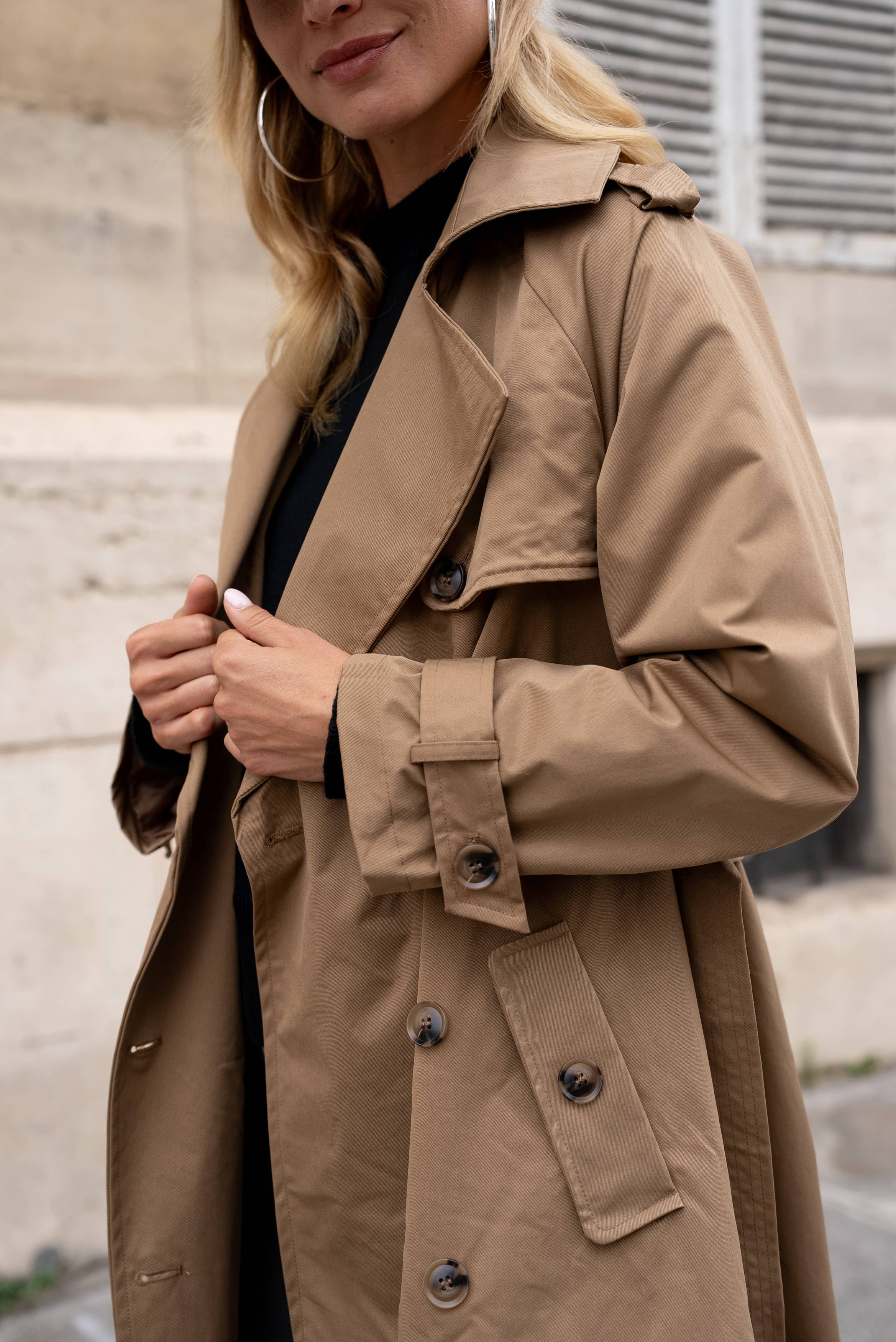 Attrait Paris - Wholesale Trench Coat - Women's - Long double-breasted trench coat1