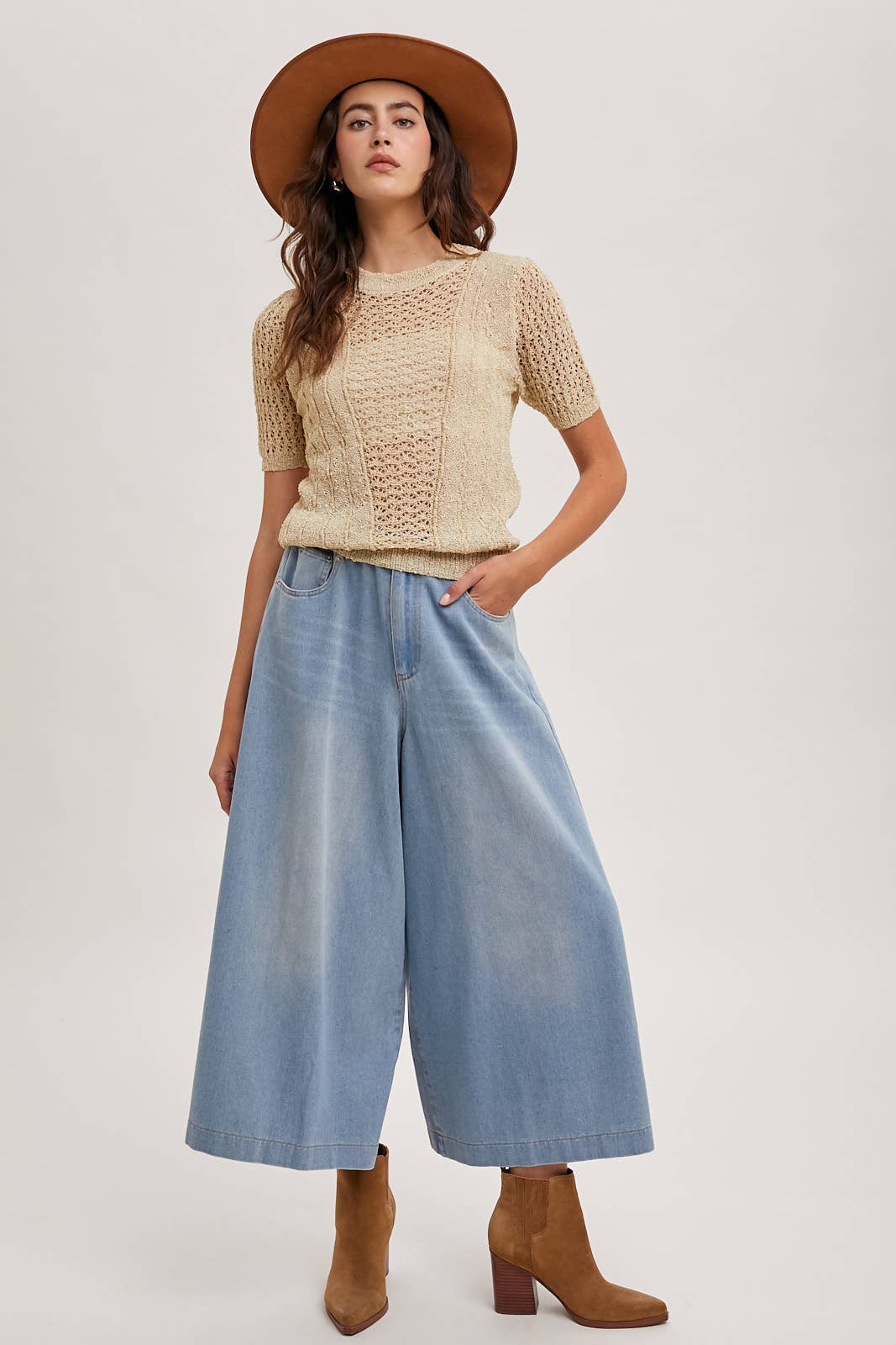 Bluivy – calças de ganga - Mulher por atacado – JEANS JEANS COM PERNAS LARGAS7