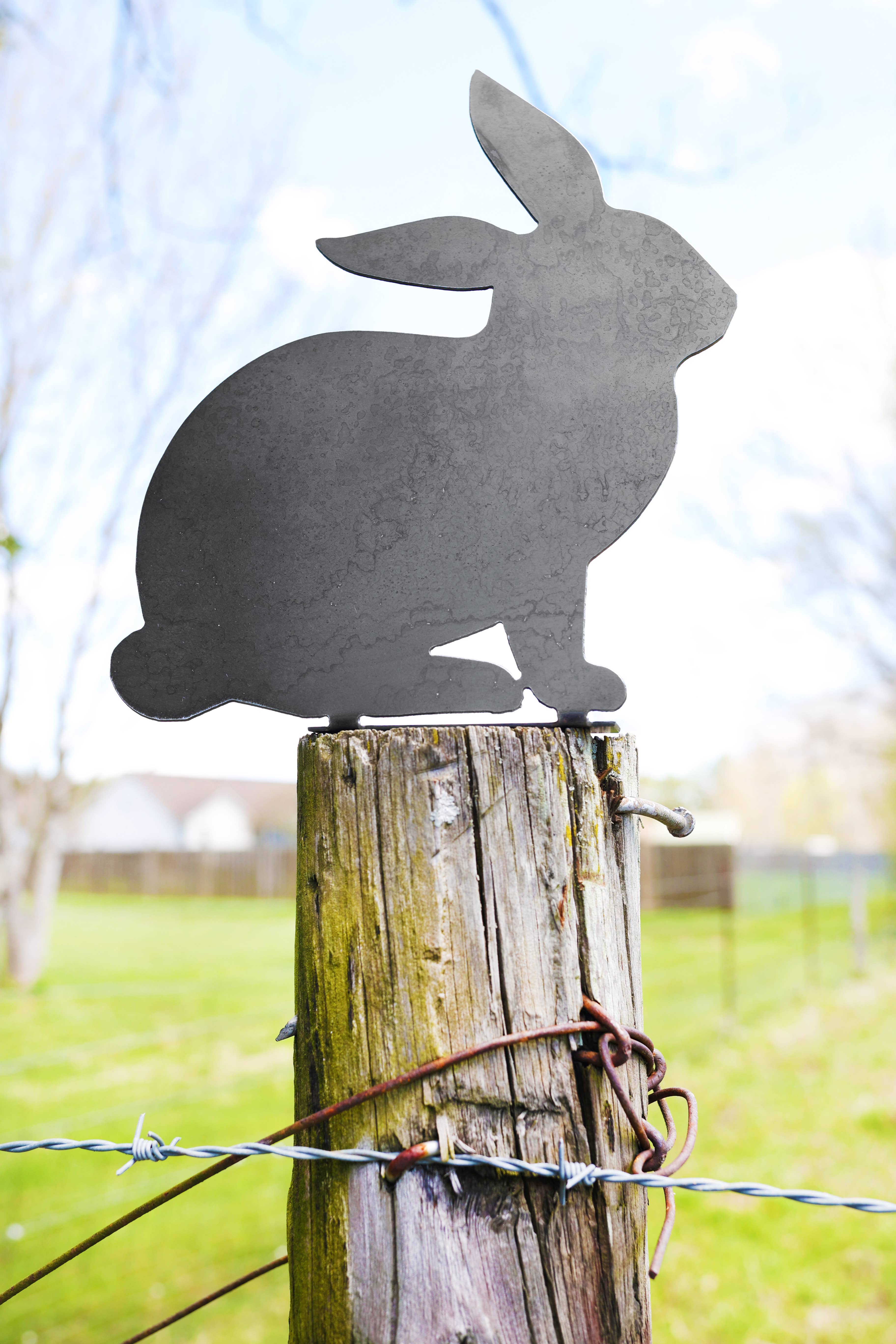 Highland Ridge  |  Handmade Home Decor - Wholesale Outdoor Ornament/Decor - Bunny Statue3