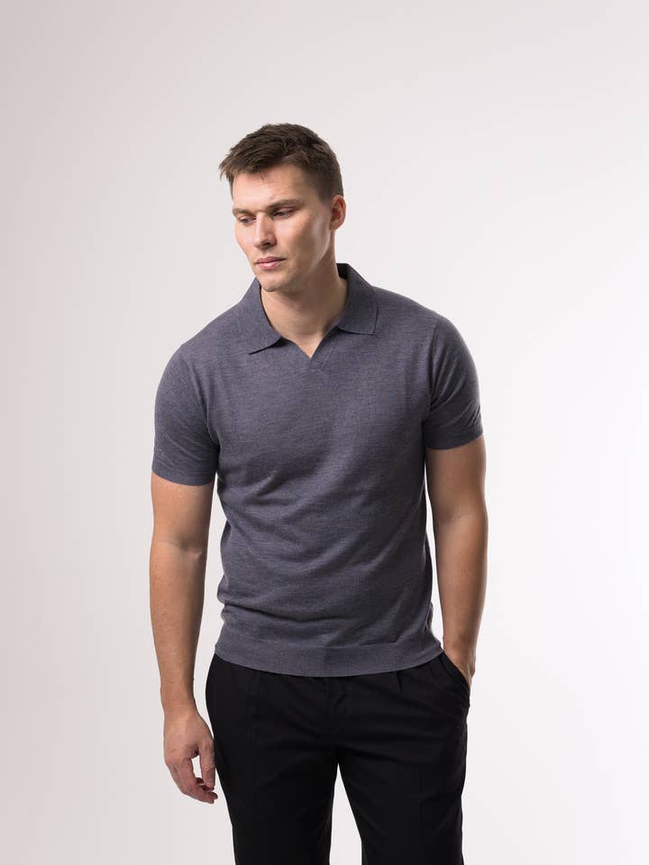 HET LUNA SHIRT voor wholesale door GUSTAF LUND