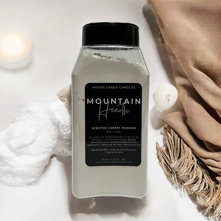 Mountain Hearth | 16oz Deodorante per Tappeti per la vendita all'ingrosso da parte di Moose Creek Candles