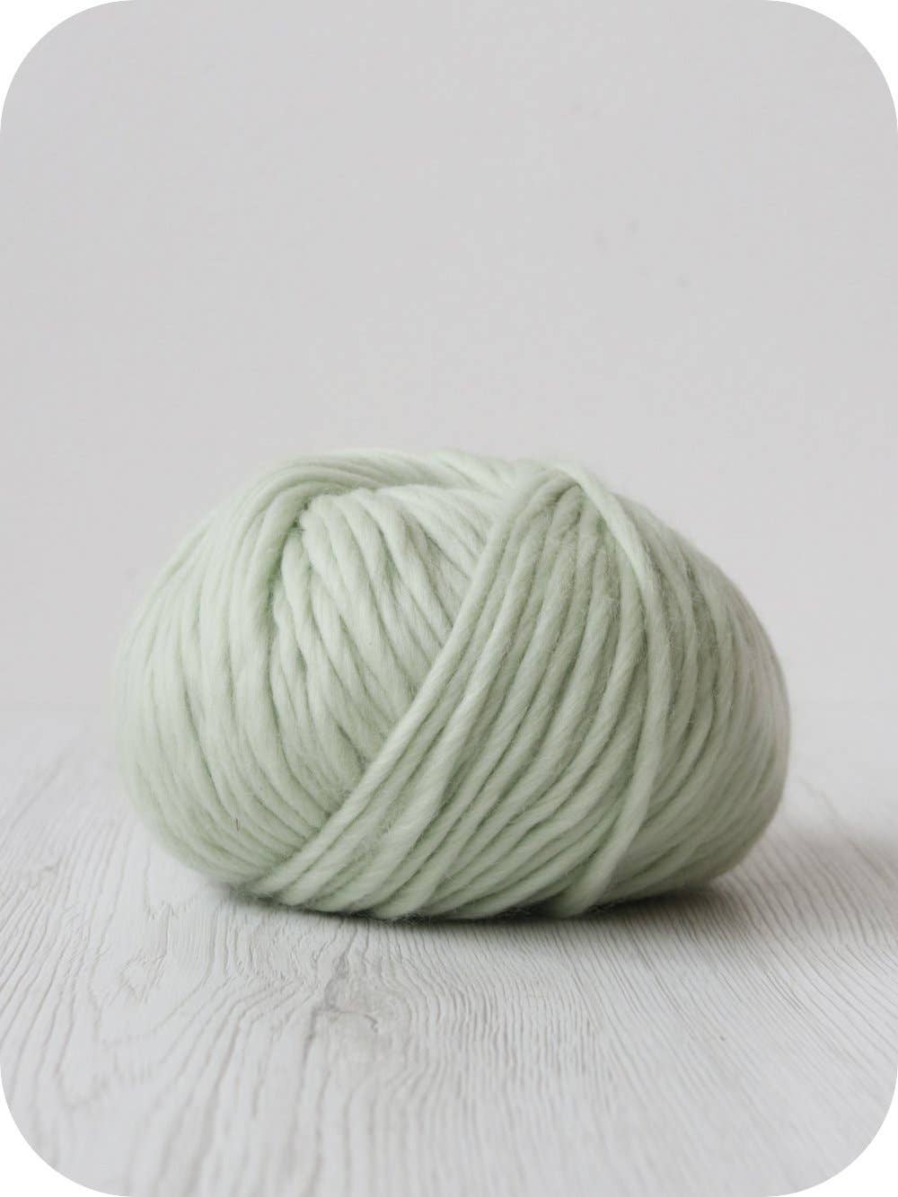 DHG – wholesale Garn – 100 g extra fin merinoullsgarn - The Classic Collection22