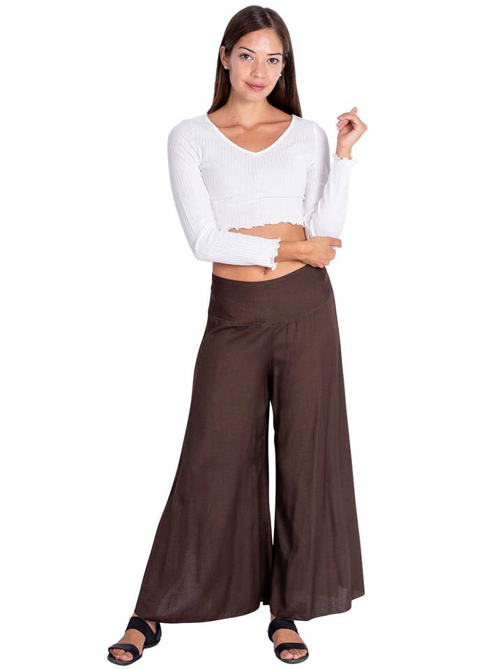 Pantaloni con gonna marrone per la vendita all'ingrosso da parte di Kimago Look