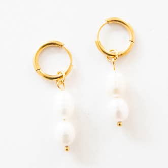 Guldpletterede vandtætte Huggies øreringe - Dobbeltperler for engroshandel hos Hoo Hoops