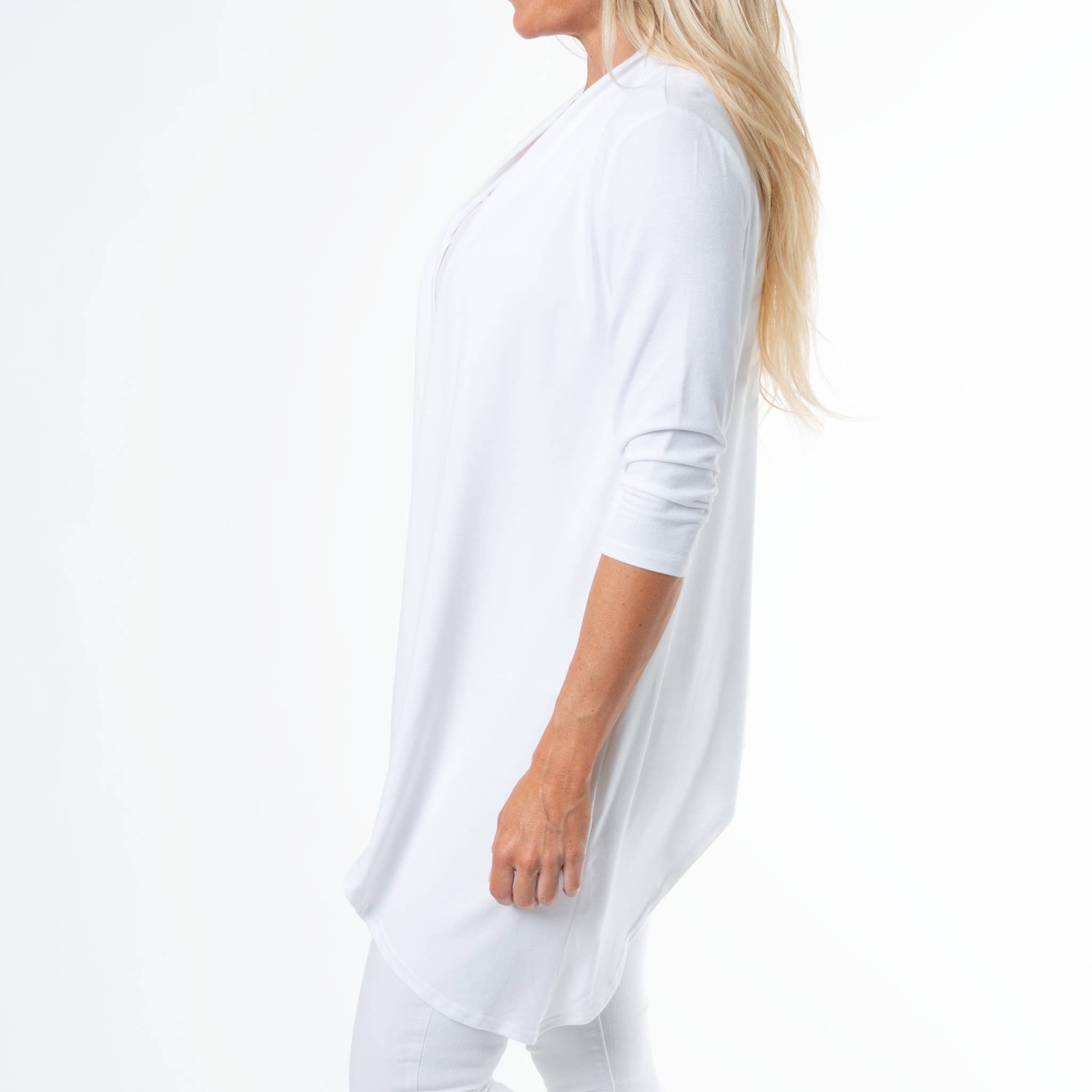 Elsie & Zoey – wholesale Cardigan – Women’s – Diana White Short Stretch Denim 3/4 Sleeve Cardigan5