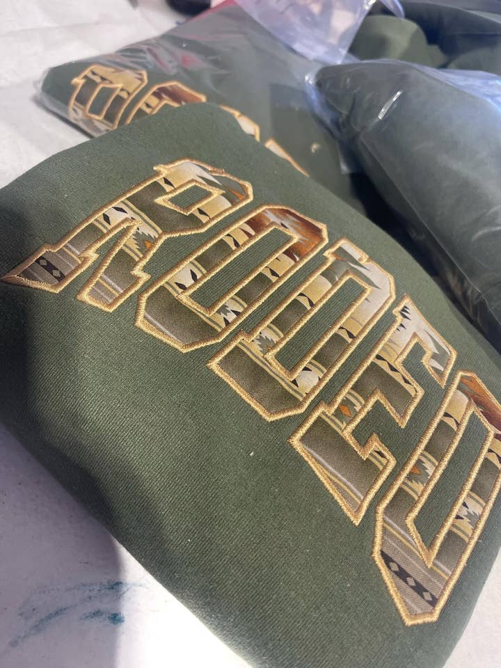 Buckin Barn Wholesale - Wholesale Sweatshirt - Women's - Rodeo embrodiered0