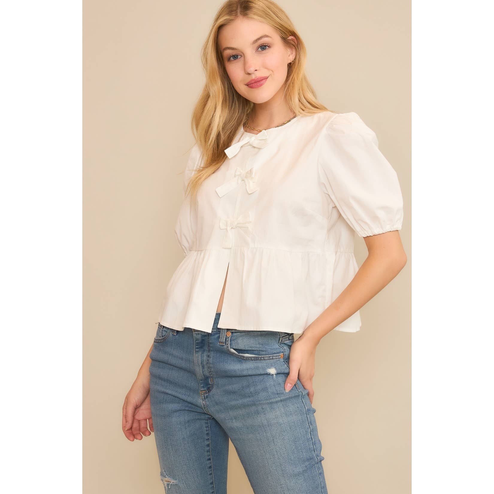 Sweet Generis – Großhandel Bluse – Damen – Babydoll-Bluse aus Baumwollgewebe mit offenem Vorderteil und Schleifendetails12