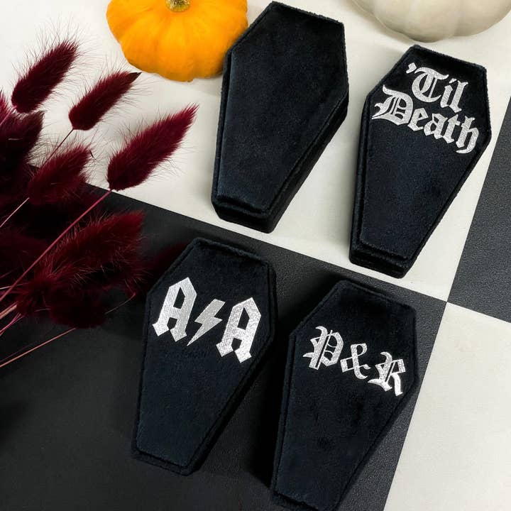 Mysticum Luna - Wholesale Jewelry Box/Organizer - Plain Coffin Ring Engagement Ring Box4