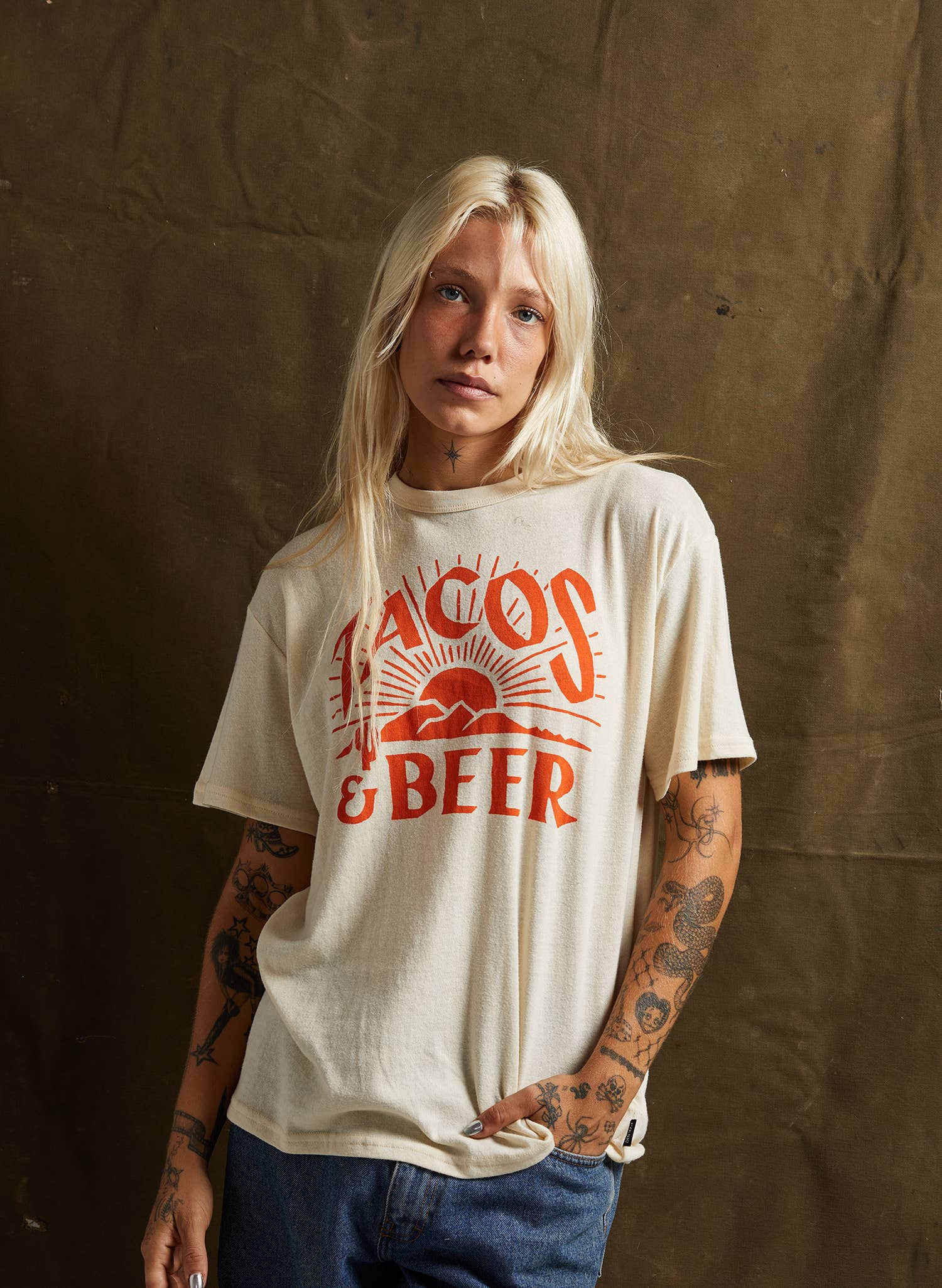 Pyknic - Wholesale Screen Printed T-Shirt - Unisex - Tacos & Beer Western Vintage Style Tee for Men & Women3