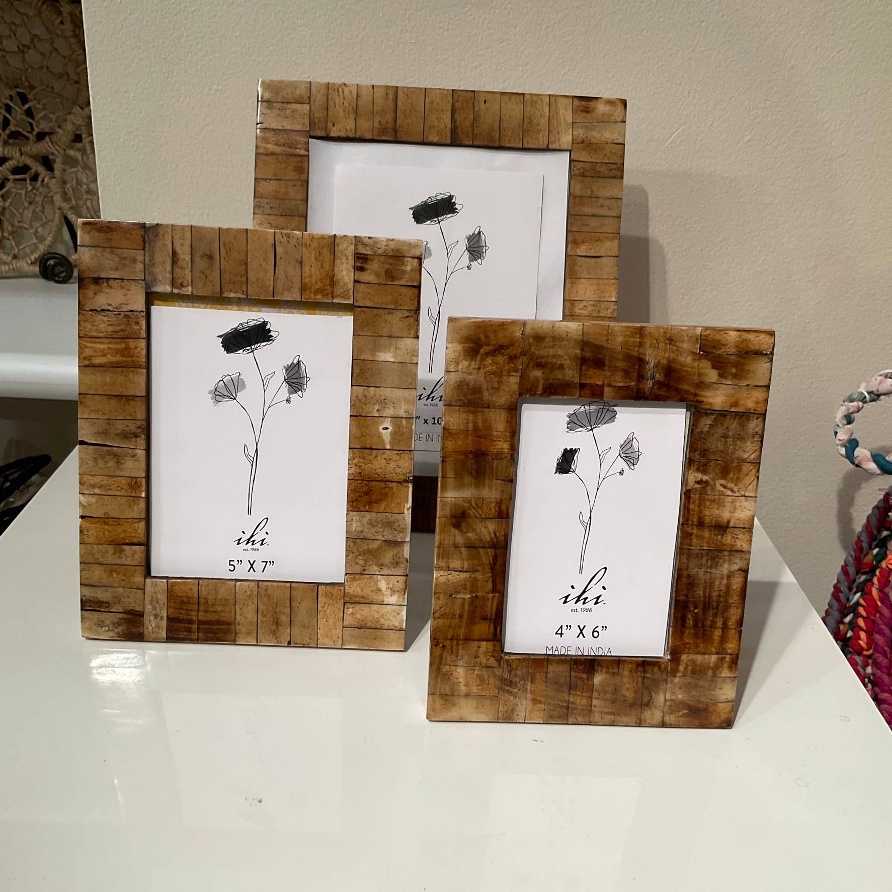 India Handicrafts Inc - Vente Cadres photos - Cadre en blocs d'os antique3