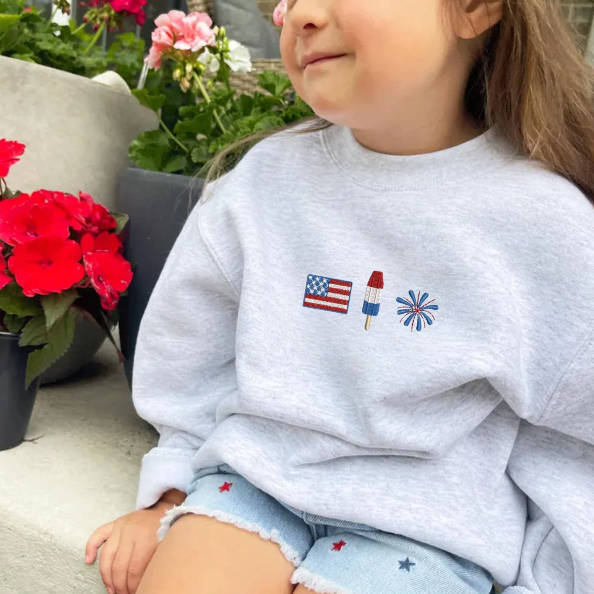 Arden & Gold - Wholesale Sweatshirt - Kids - Kids 4th of July Icons Embroidered Crewneck Sweatshirt 5
