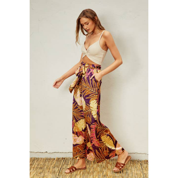 Pantalon à ceinture bouclée Tropic Royale (1) pour la vente par Dress Forum