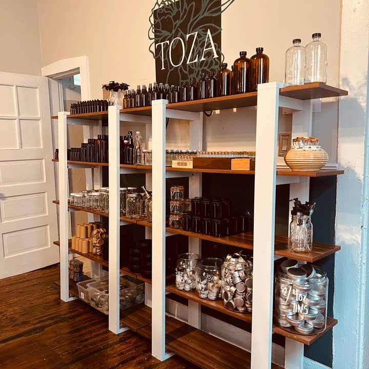 TOZA - Wholesale Essential oil holder - Boston Round Glass Amber Bottles4