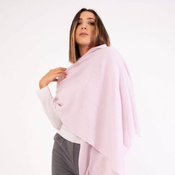 Denise et autres tendances Résultats pour etole cachemire en vente B2B. Retours gratuits et paiement à 60 jours sur Faire sur Faire.