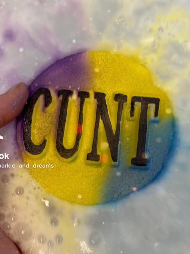 Bombe de bain C*nt pour la vente par Sparkle & Dreams