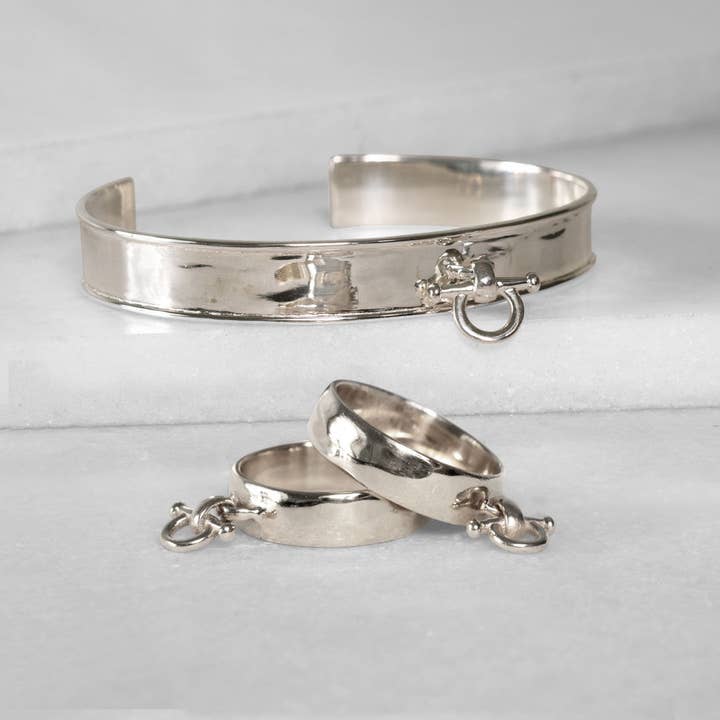 URBAN-EQUESTRIAN - Wholesale Cuff Bracelet - Ariston Equestrian Horse Bit Bracelet in Silver1