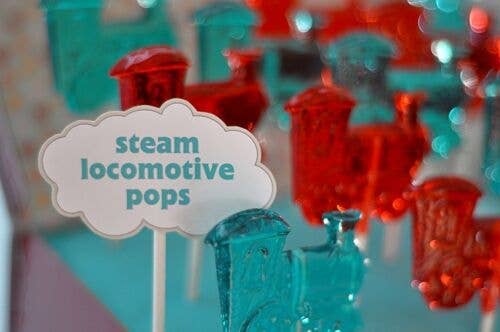 Lollipops by Candied Cakes - Wholesale Lollipop - TRAIN LOLLIPOPS1