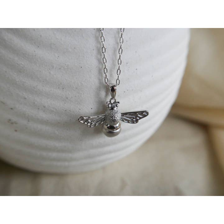 In The Heather – wholesale Pendant/charm necklace – Scottish bumble bee necklace in sterling silver4