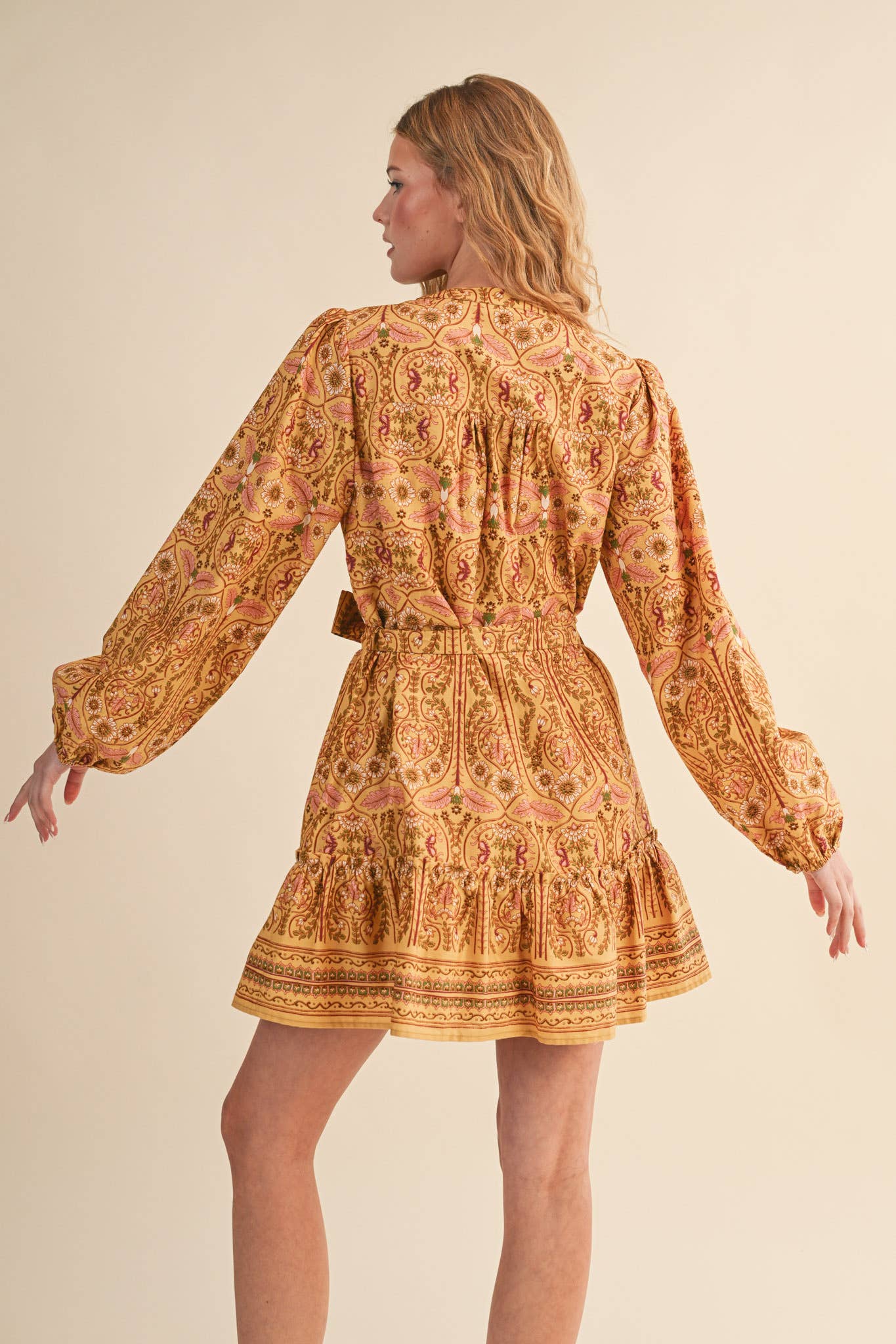 &MERCI - Wholesale Dress - Women's - EXCLUSIVE FLORAL PRINT BUTTON DOWN BELTED MINI DRESS MDR452118
