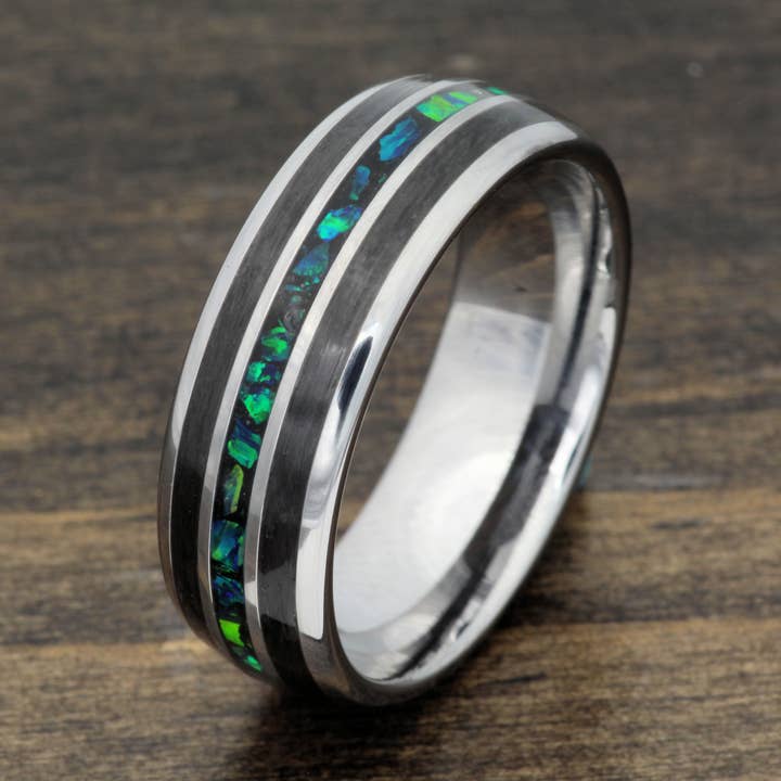 Bague Ancient Bliss pour la vente par DreamWood Rings