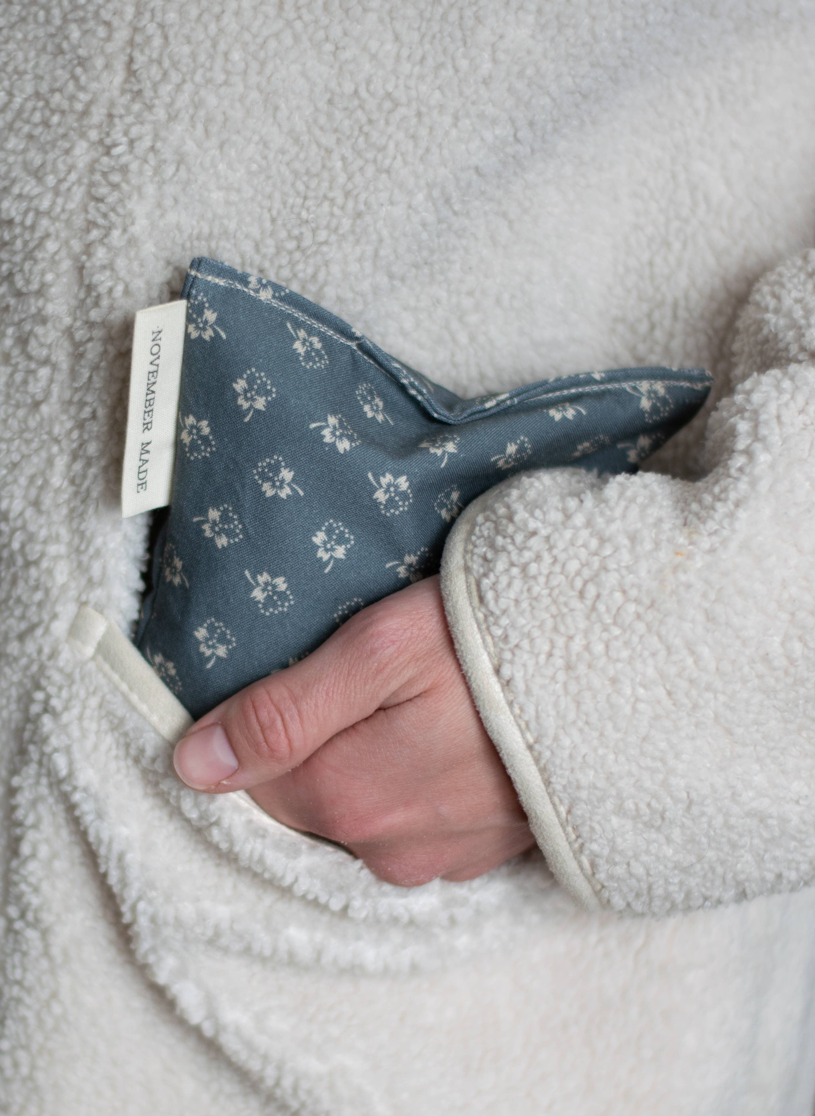 November Made - Wholesale Hand Warmer - Hand Warmers 2