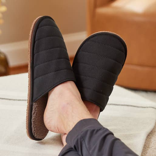 Mule Météorite Aurora pour Homme | Chausson Matelassé Noir pour la vente par Feelgoodz