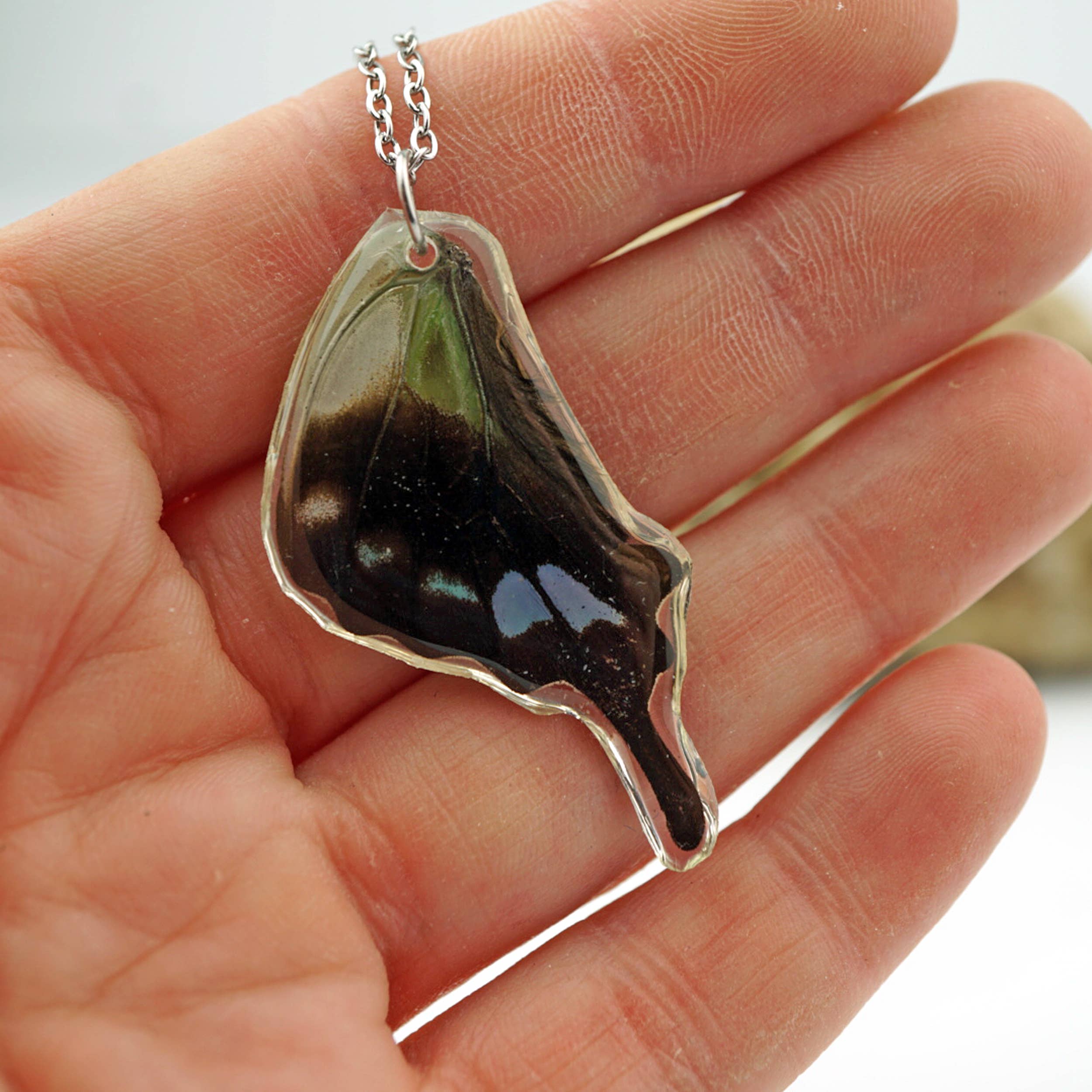 The Pretty Pickle – wholesale Pendant/charm necklace – Purple Spotted Hind Wing Necklace12