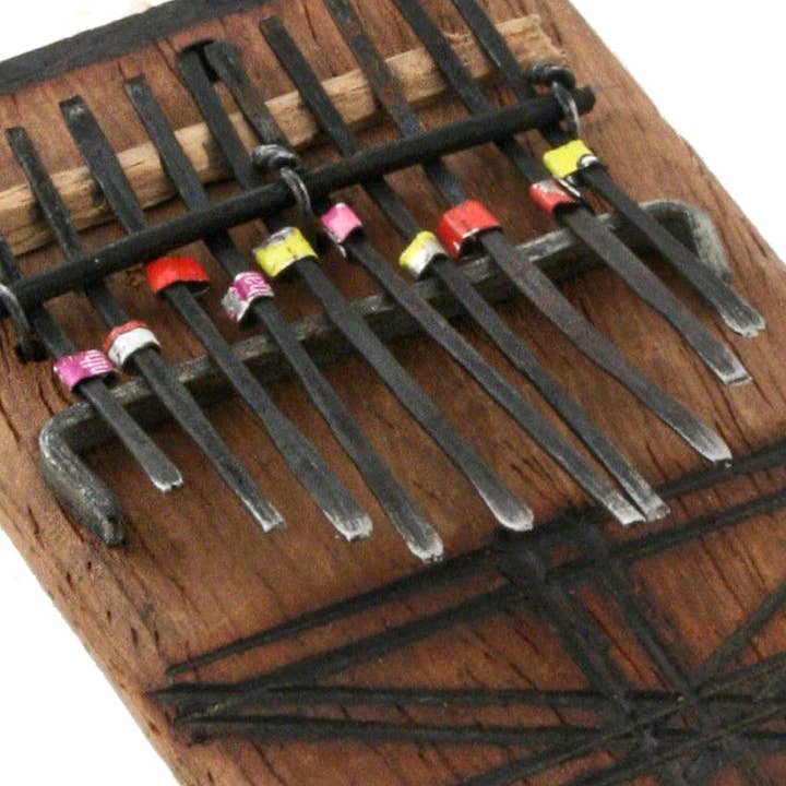 Swahili | AFRICAN MODERN - Wholesale Musical Instrument - Tanzanian Thumb Piano1