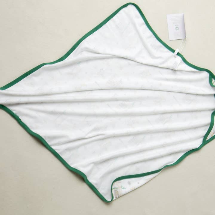 Coperta Beignet per bebè in cotone biologico Powdered Sugar & Puppies per la vendita all'ingrosso da parte di Nola Tawk